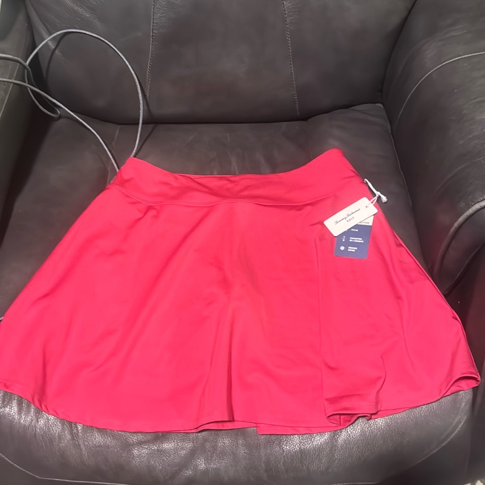 Tommy Bahama golf skirt size small